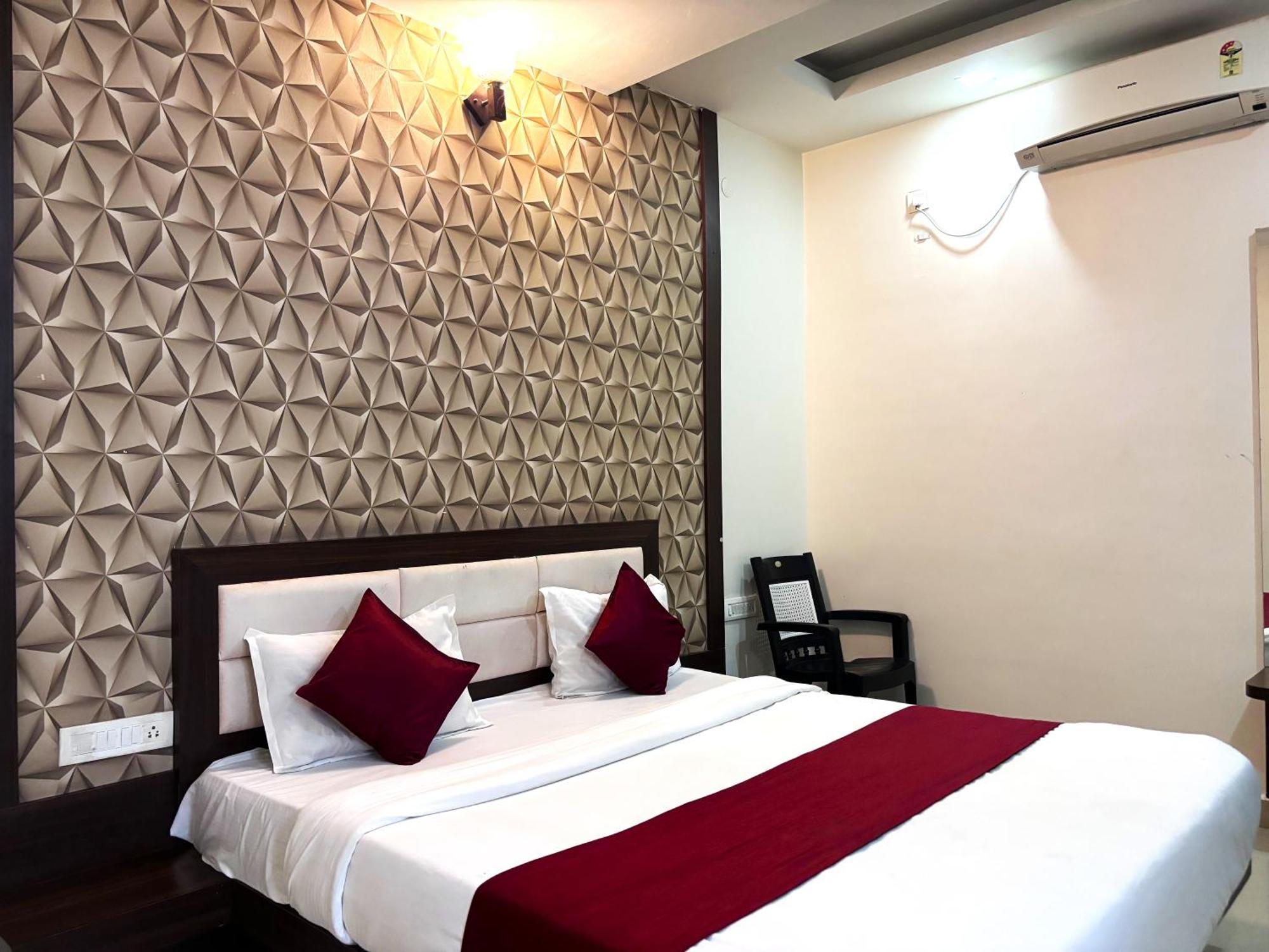 Hotel Aj Palace 3*