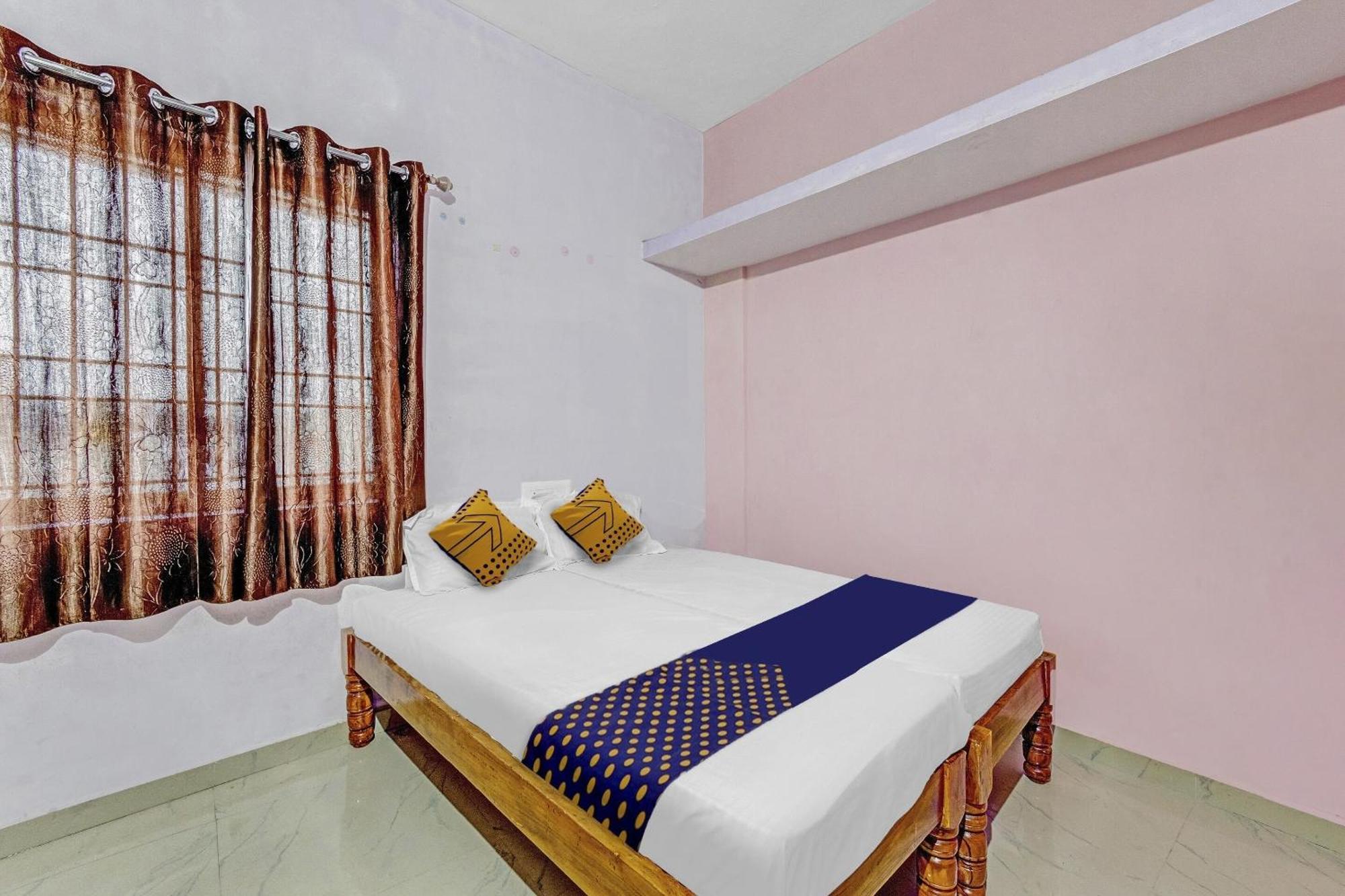 Hotel O Suhas Residency 3*