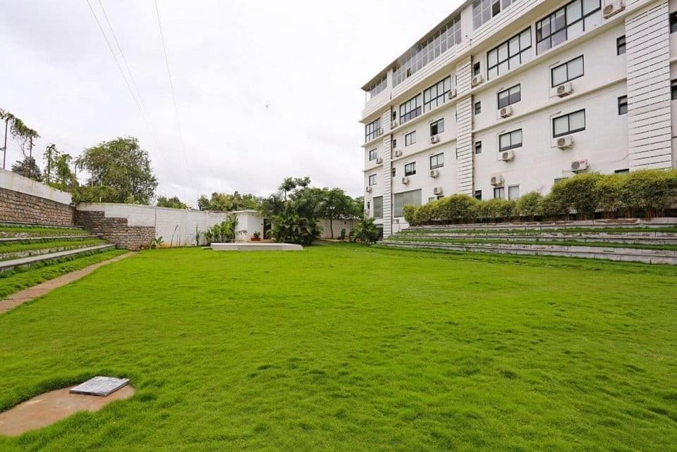 Serene Springs Hotel 4*