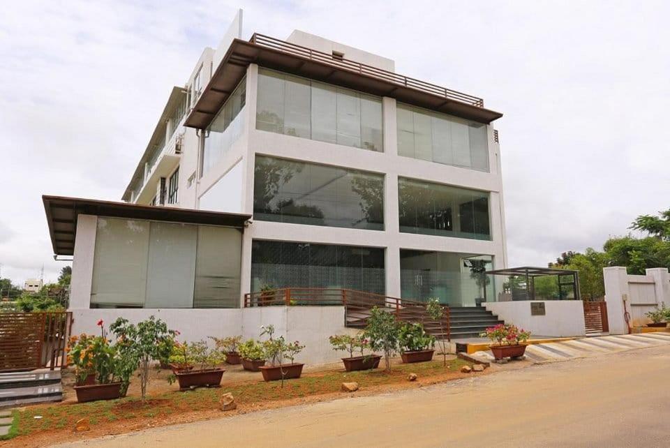 Hotel Serene Springs 4*