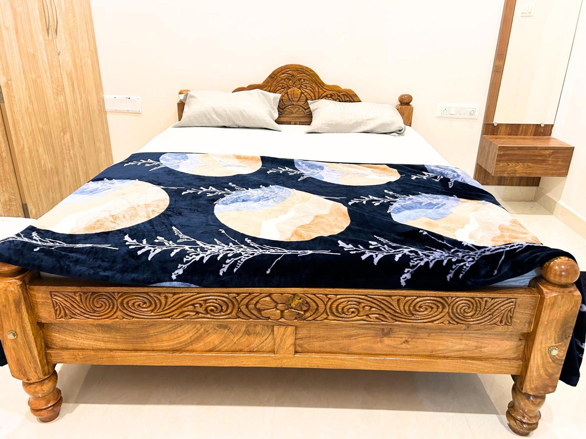Apartment Mannat Classic Premium - 3bhk *