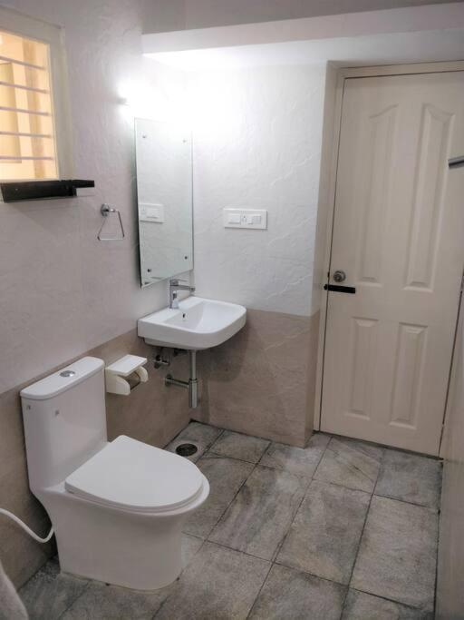 Kanika Homestay - Fully Furnished 2 Bedroom Ac