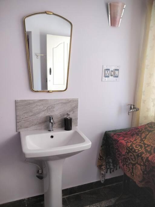 Kanika Homestay - Fully Furnished 2 Bedroom Ac Holiday home
