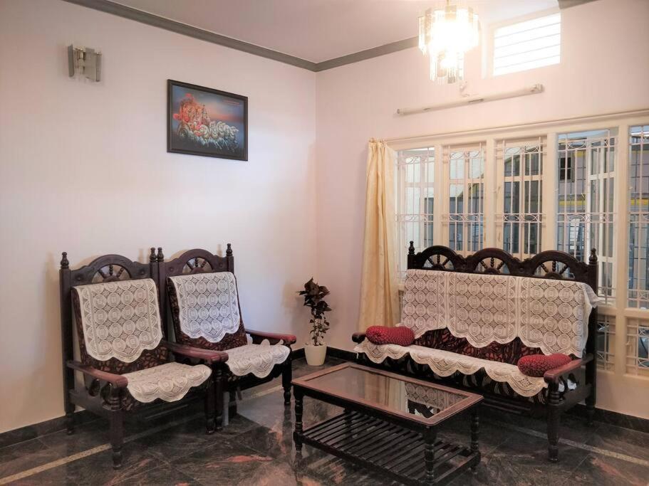 Holiday home Kanika Homestay - Fully Furnished 2 Bedroom Ac Mysore