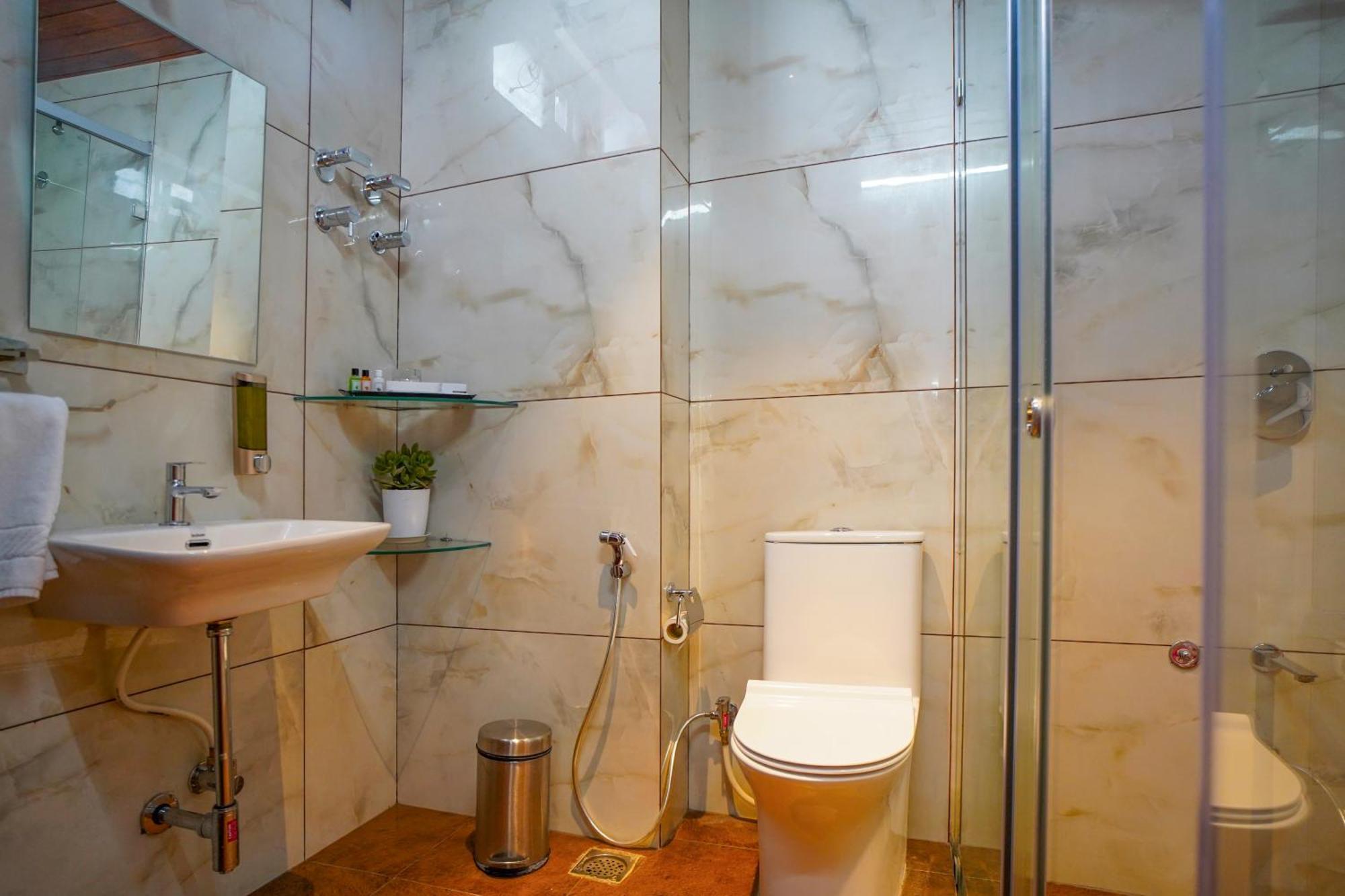 Hotel V One Hotel Yathin