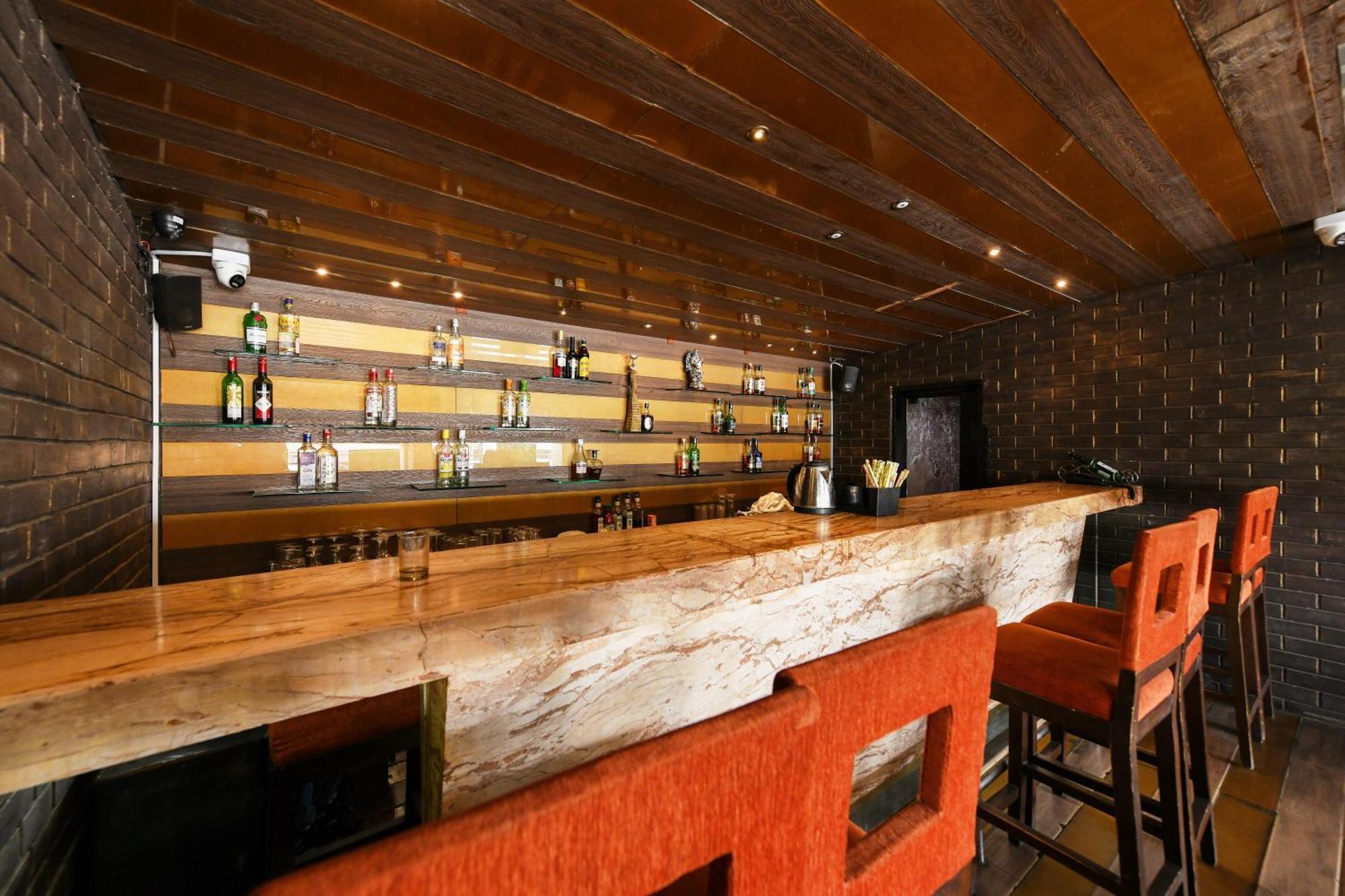 Hotel Roopa