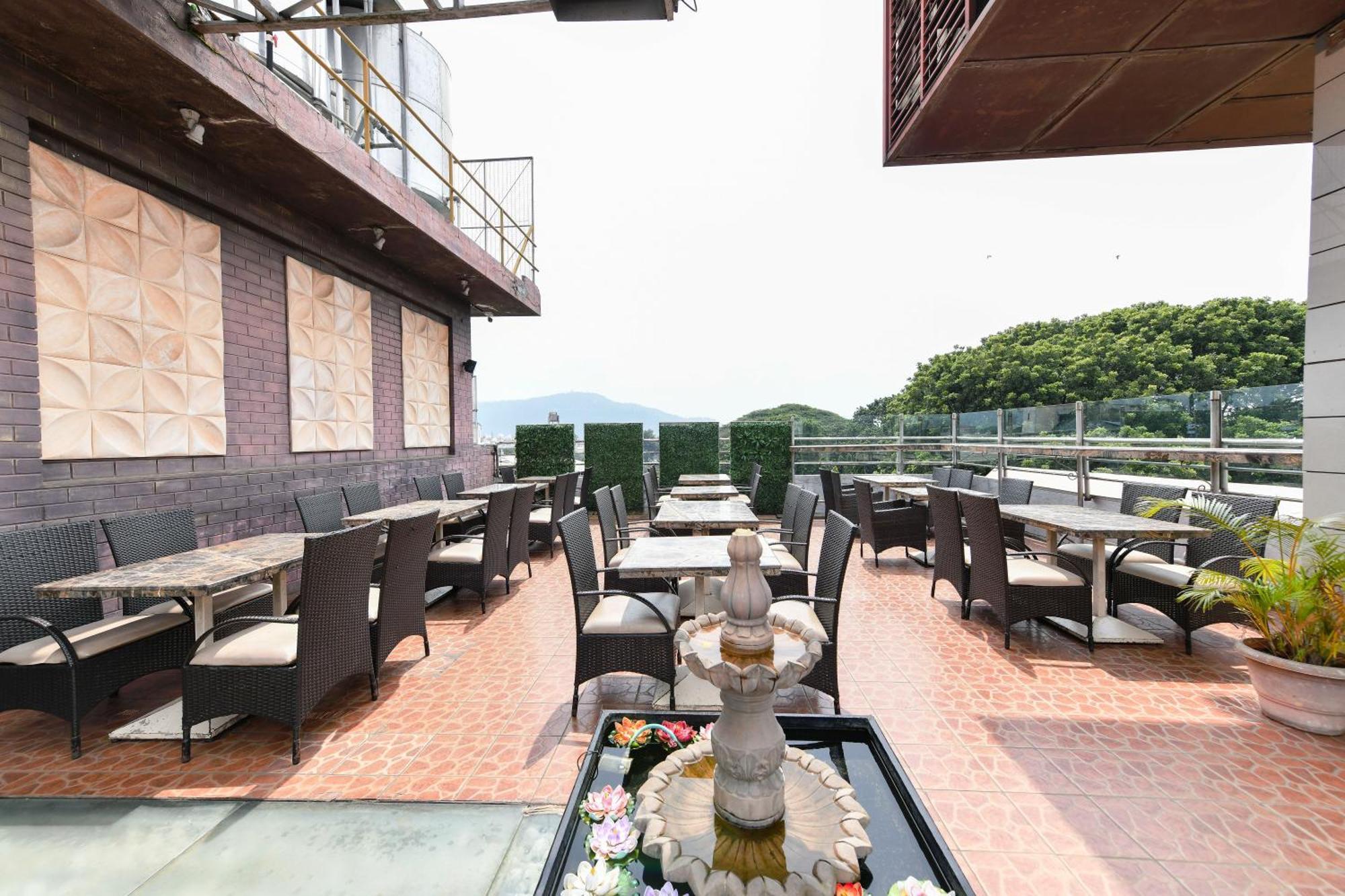 Roopa Hotel Mysore