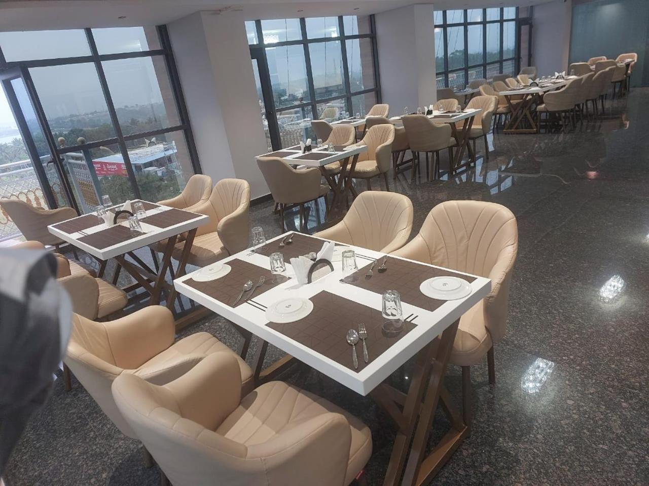 V One Hotel Yathin 4*