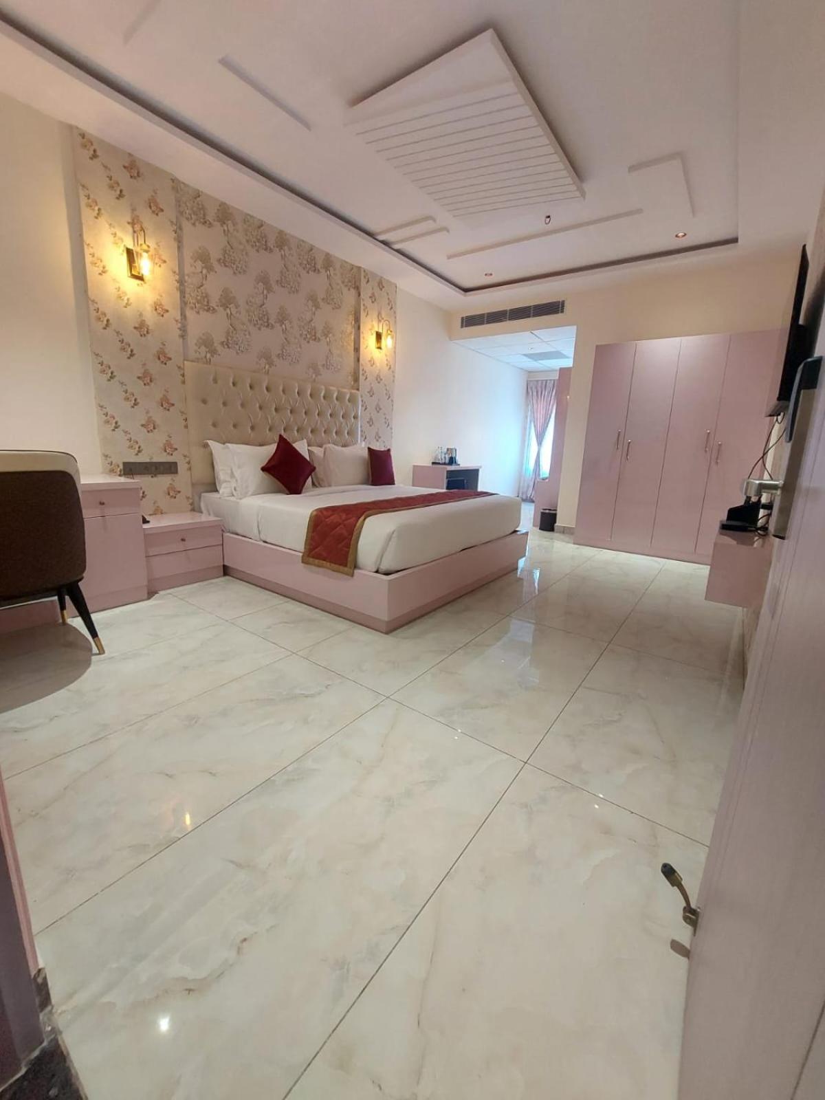 V One Hotel Yathin Hotel Mysore