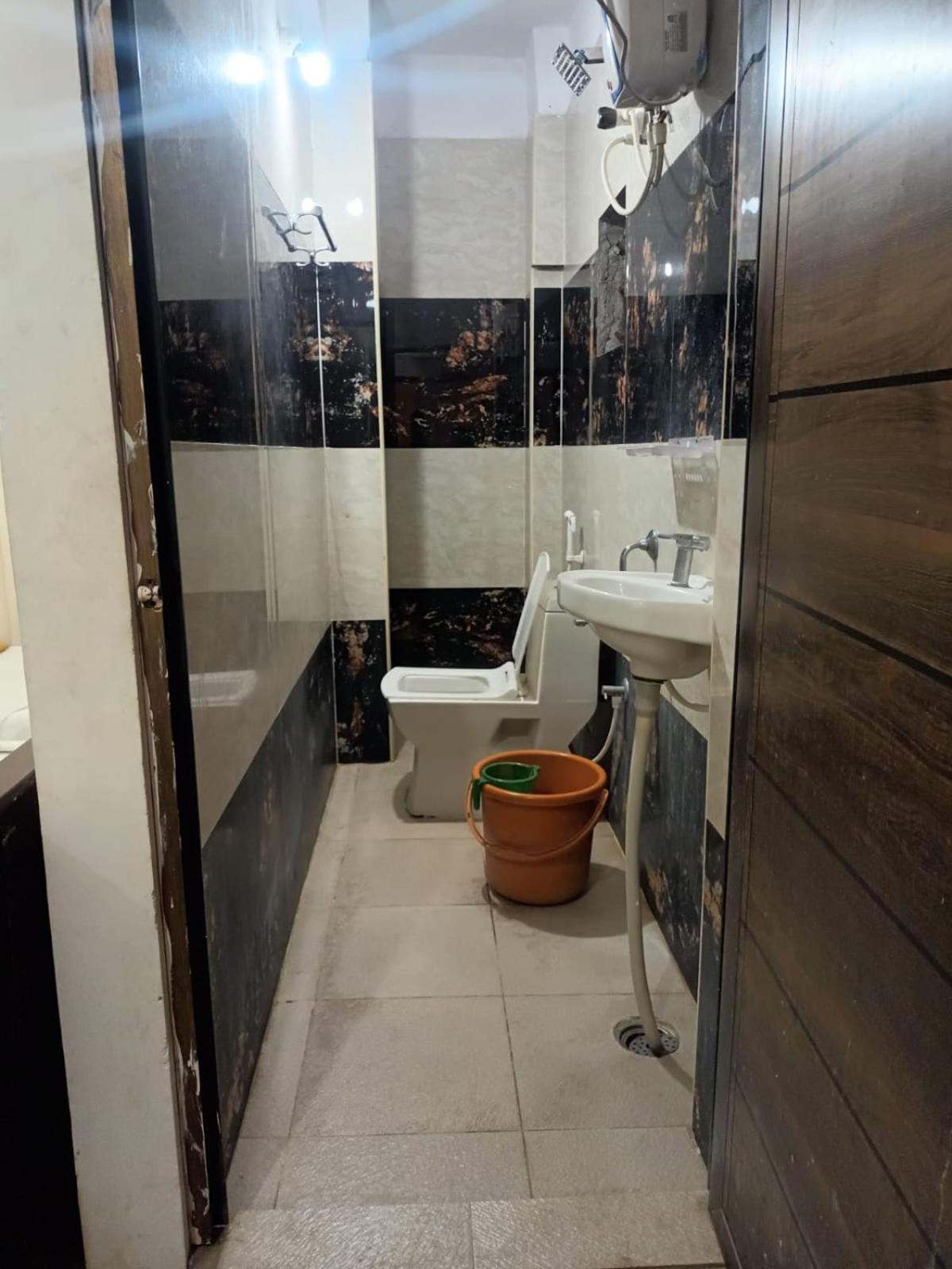 Shams Homestay 1km From Railway Staiton
