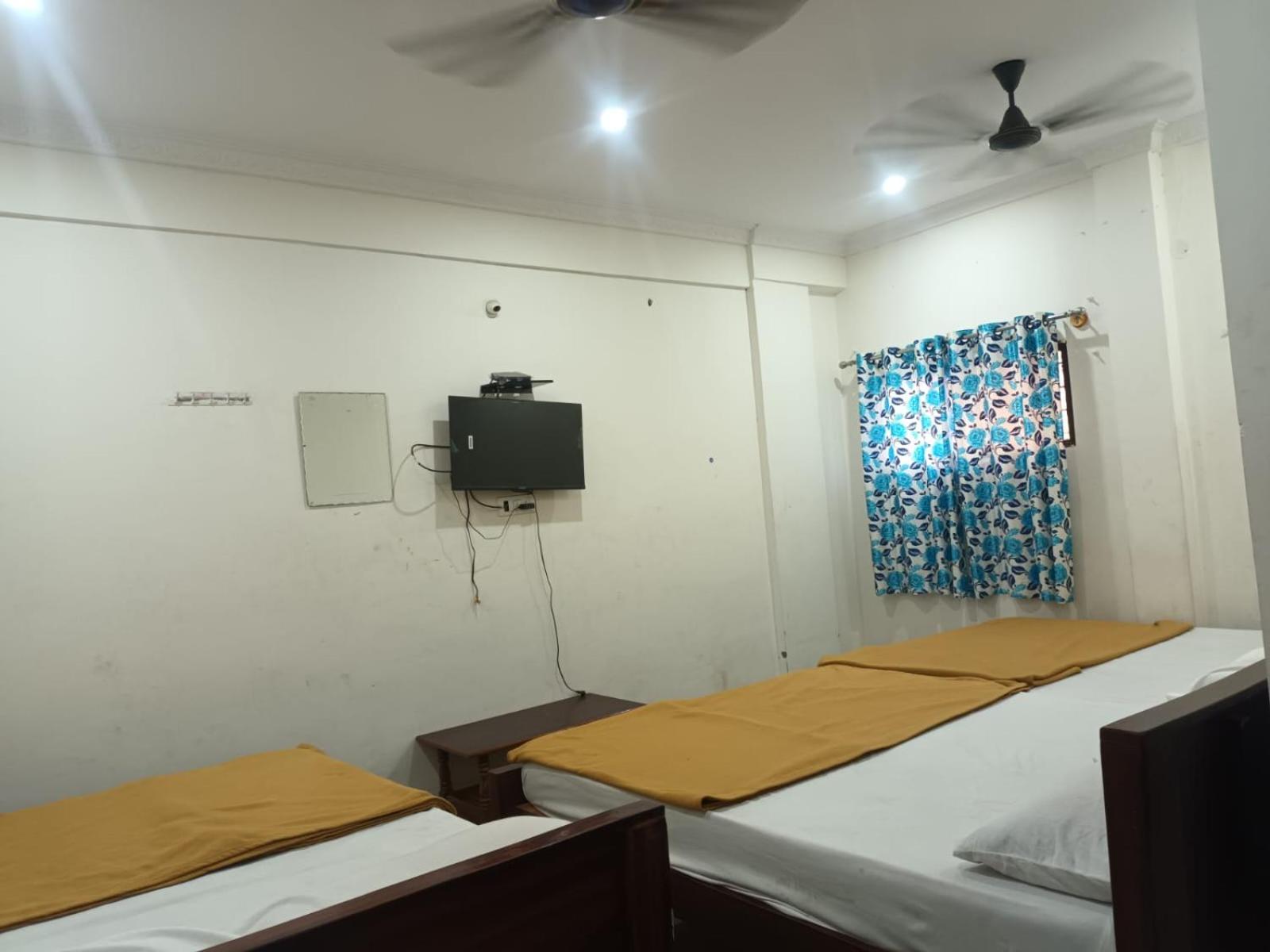 Shams Homestay 1km From Railway Staiton Mysore