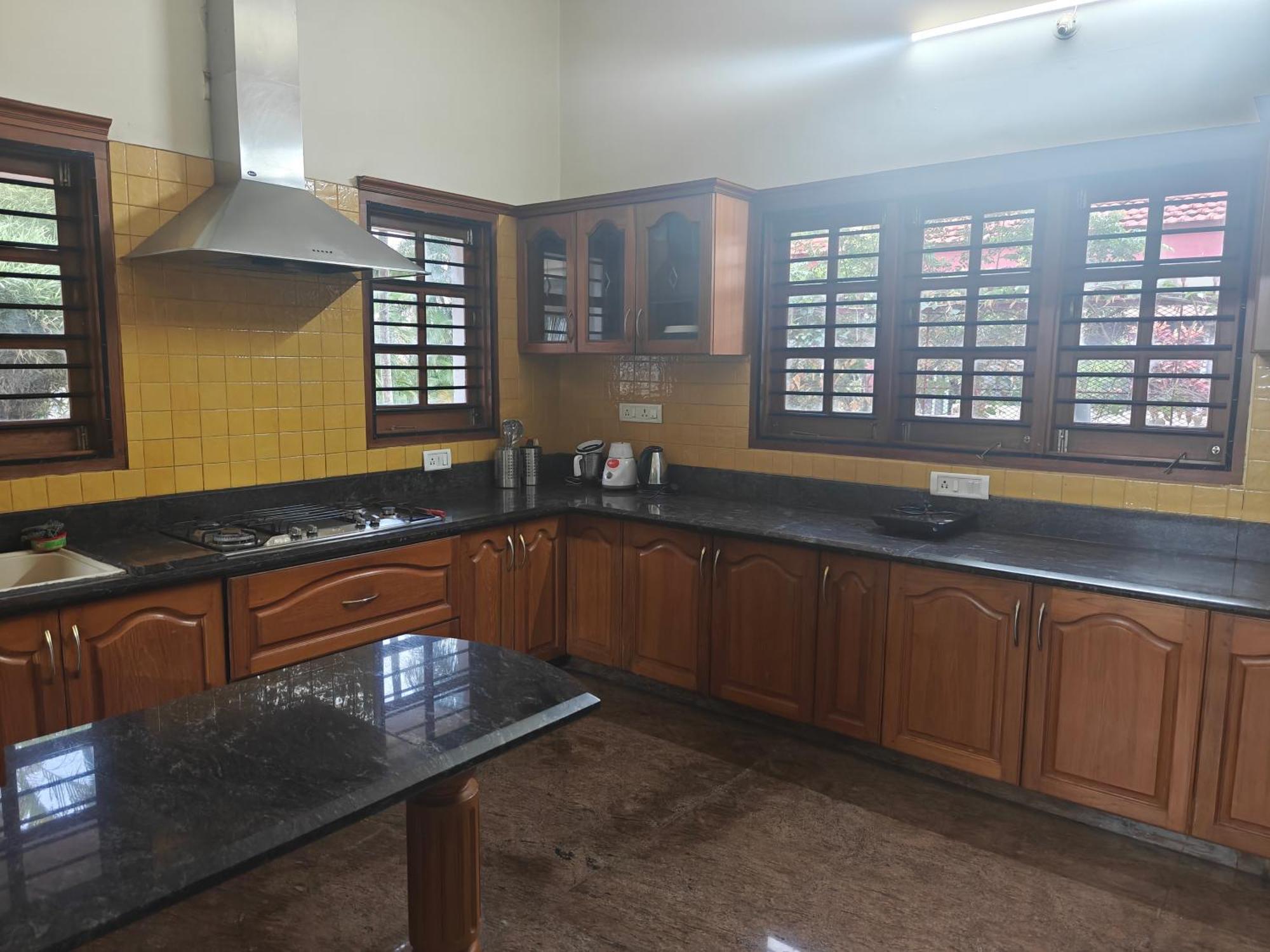 Villa 6bhk Luxury