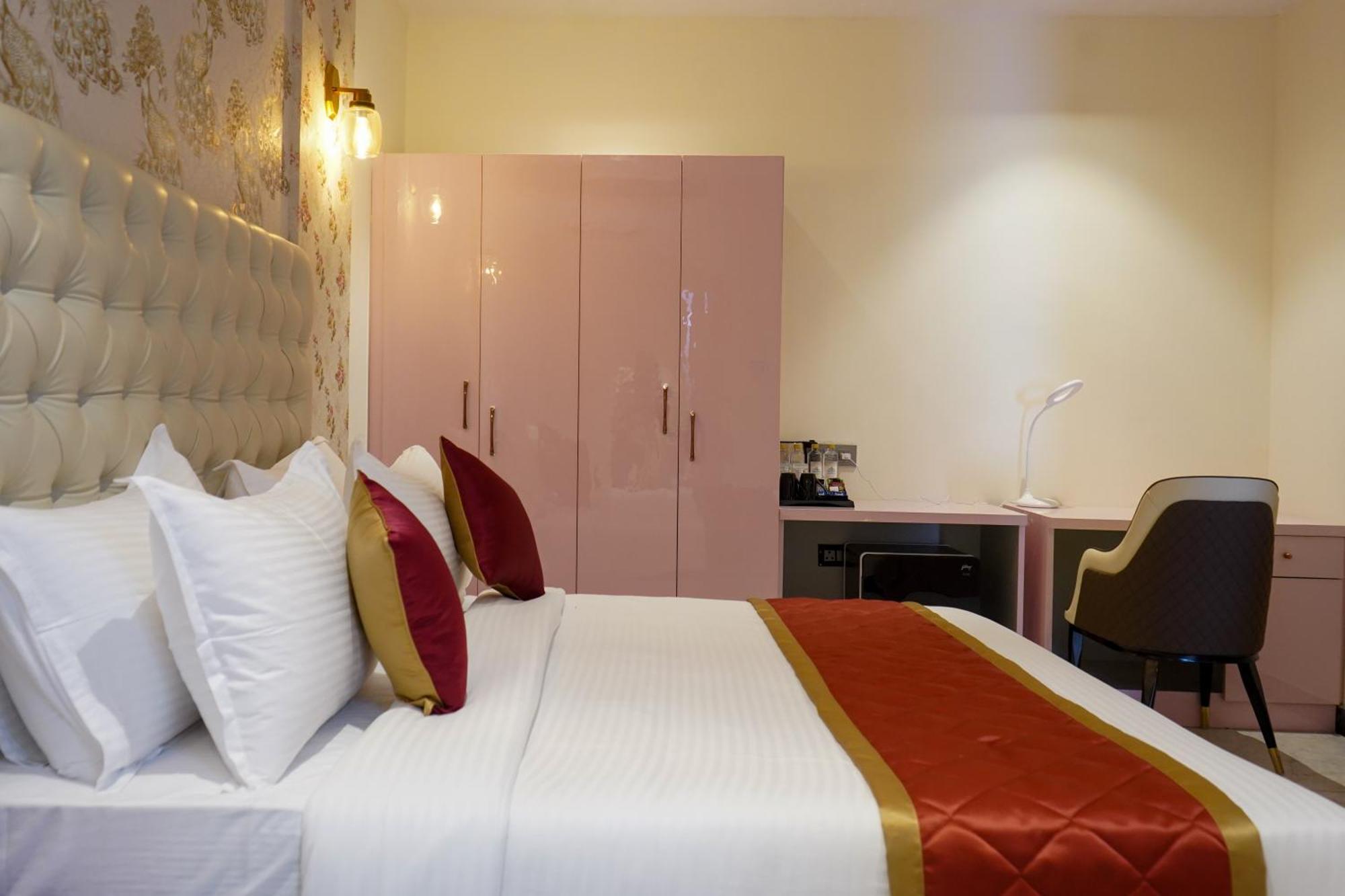 Hotel V One Hotel Yathin 4*