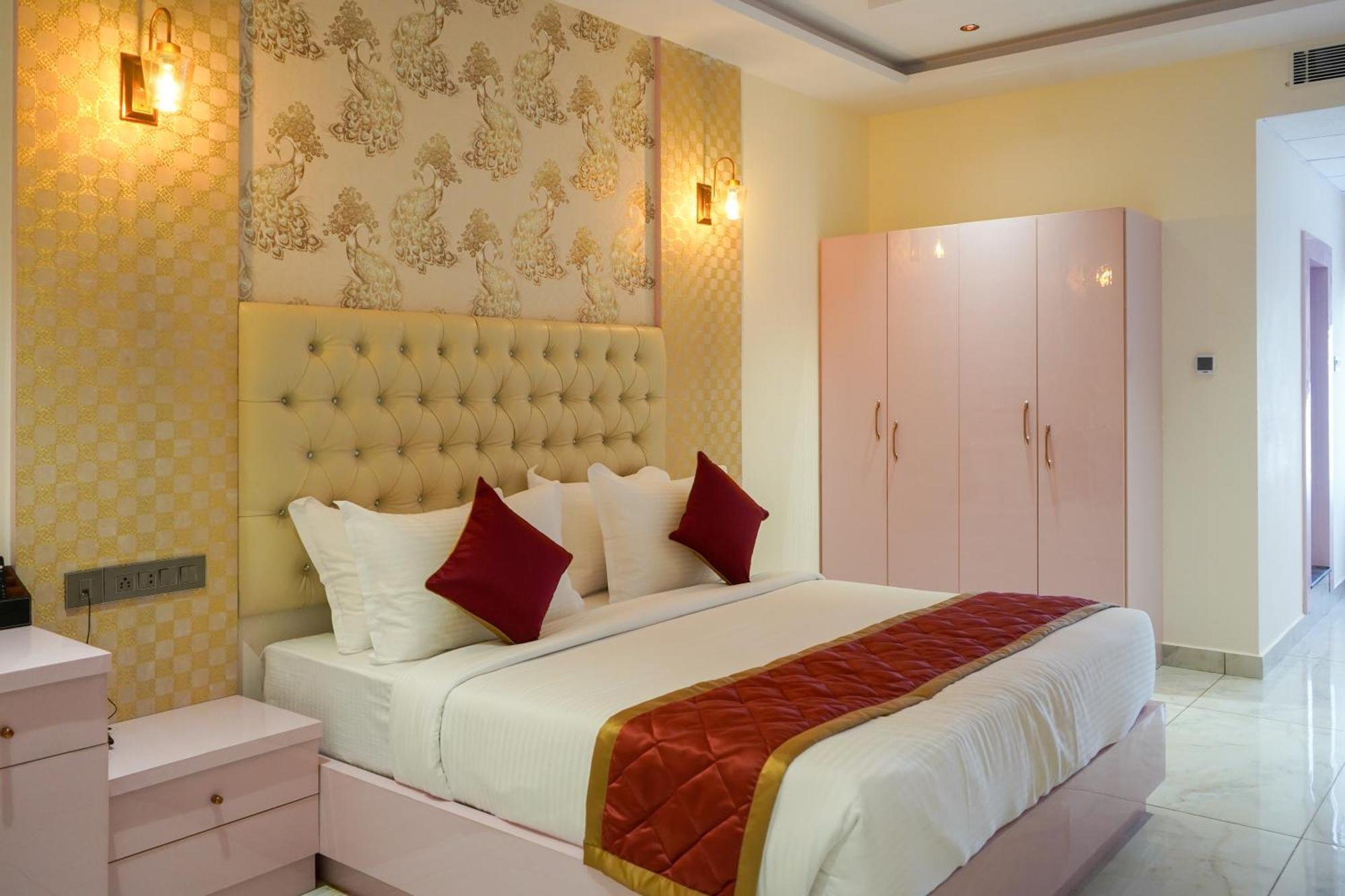 V One Hotel Yathin Hotel