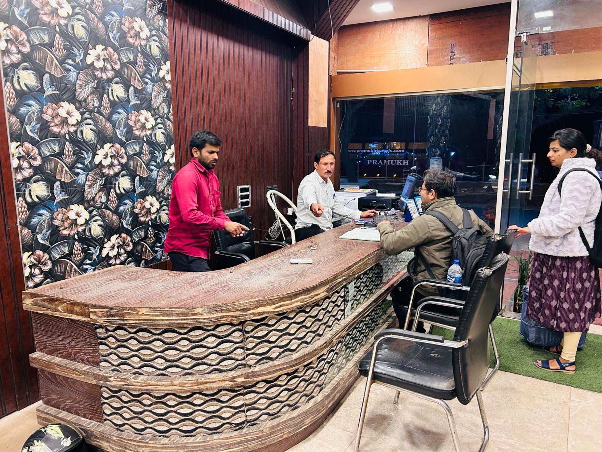 O Rajdhani Group Of 3* Mysore