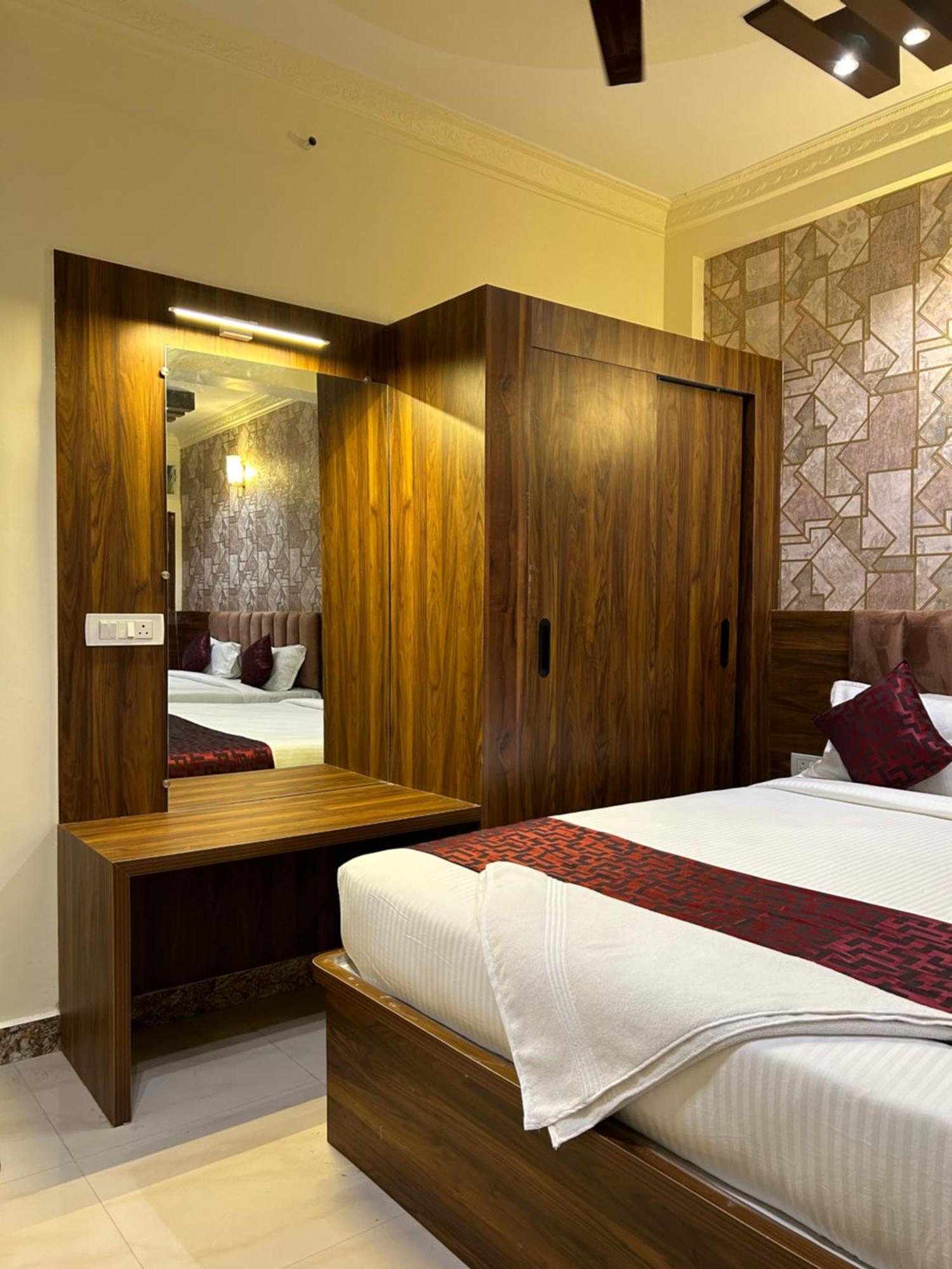 Boss Palace Mysore