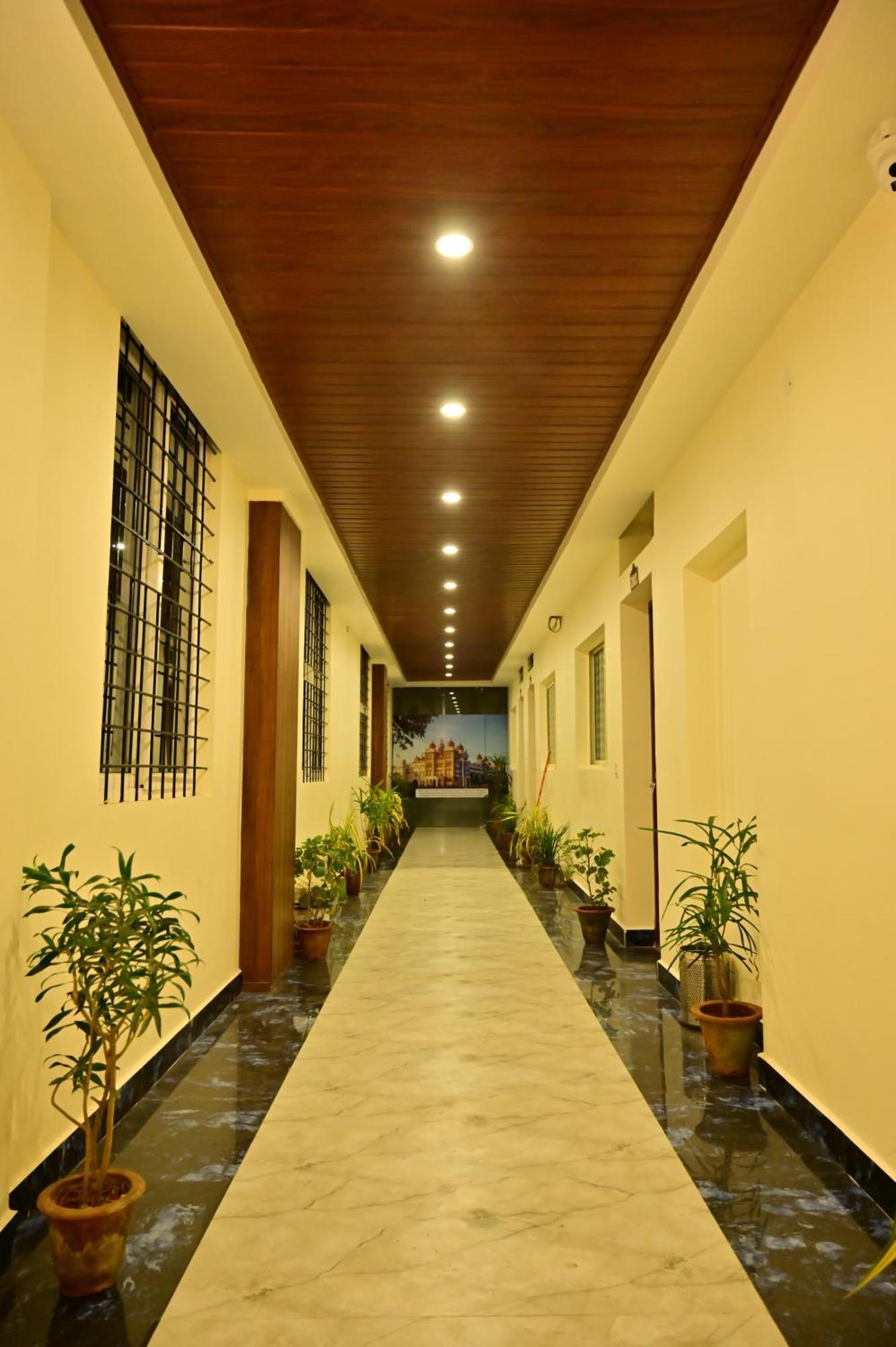 Boss Palace
