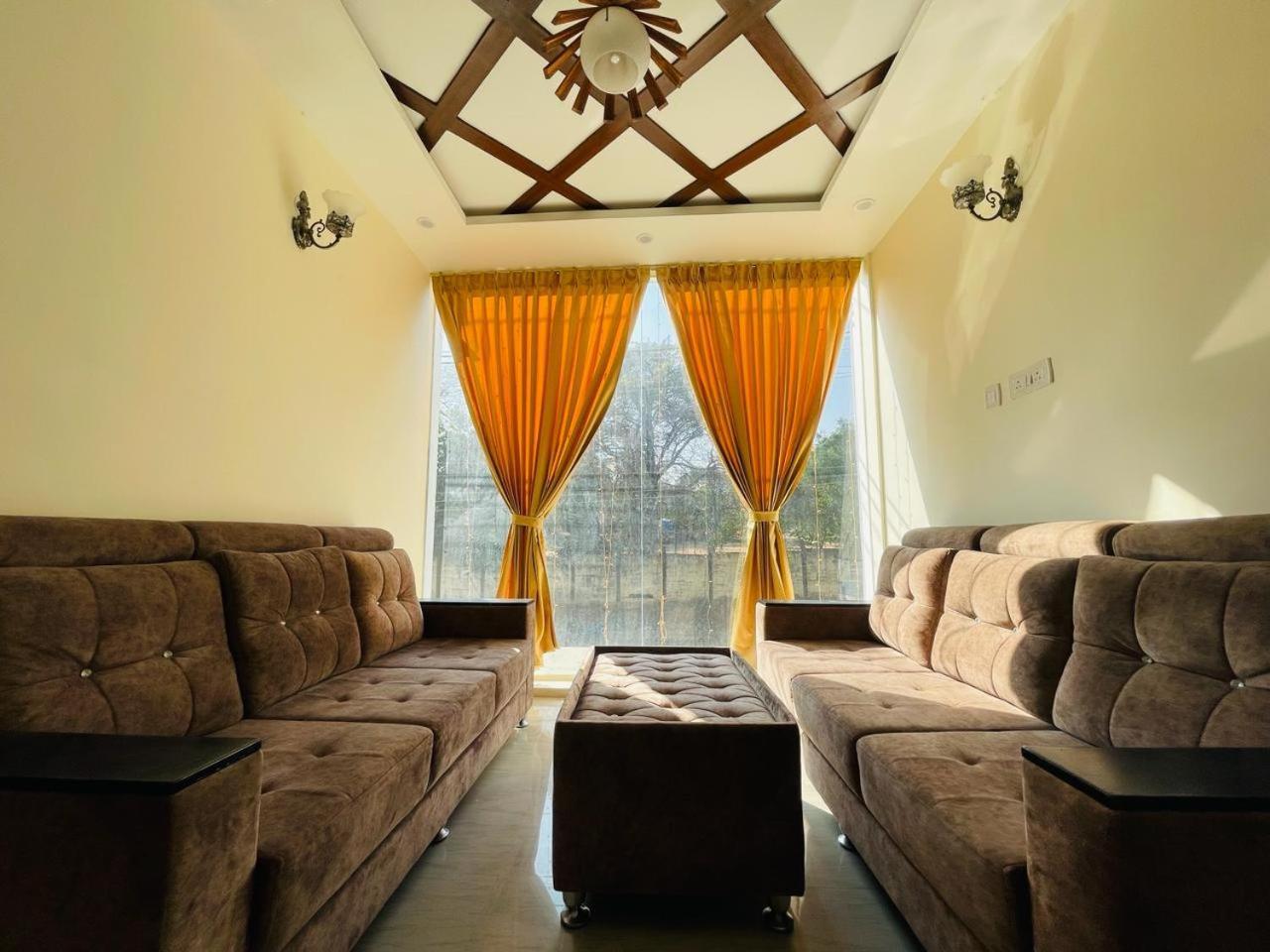 Hotel Boss Palace *
