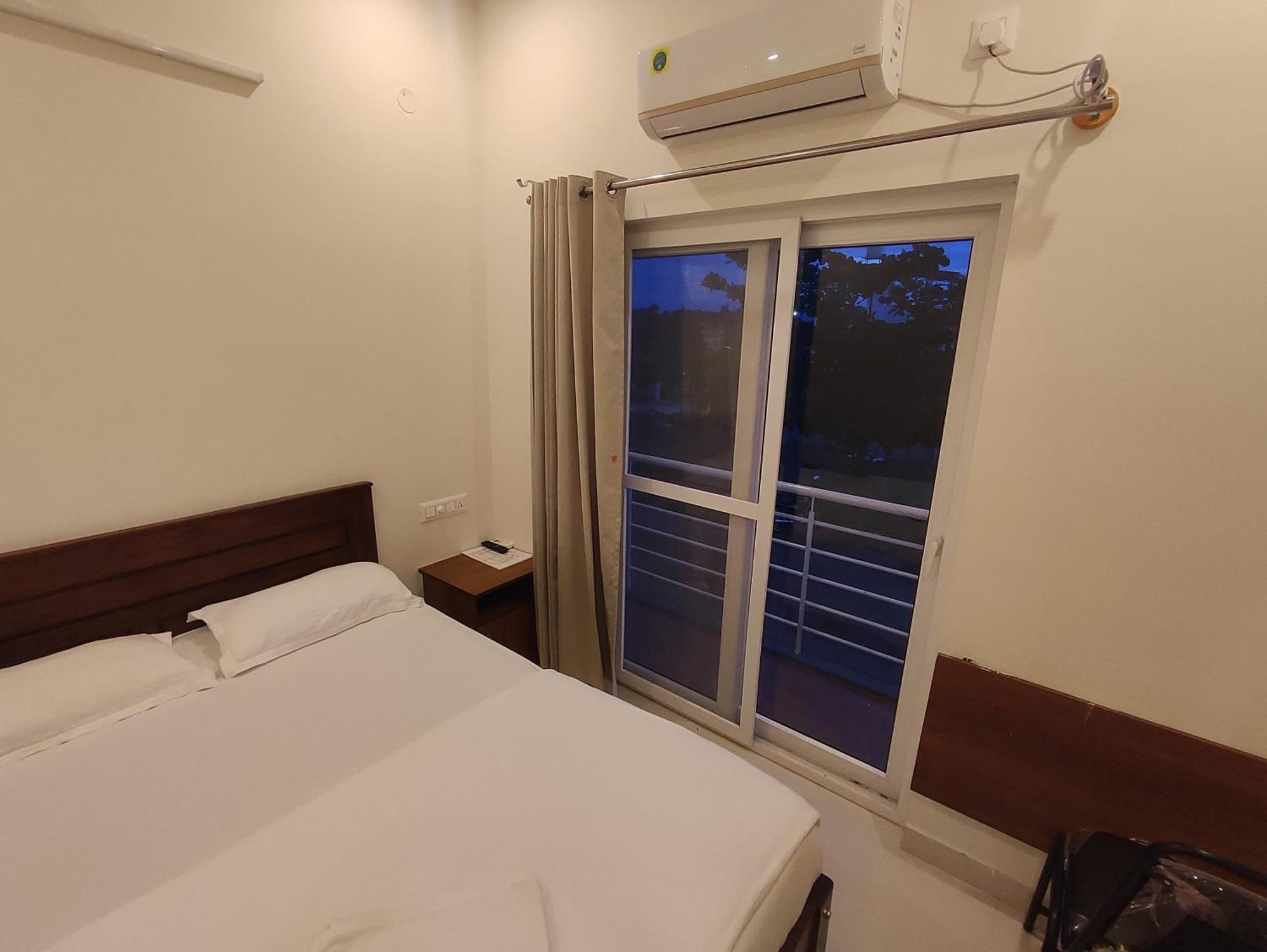 Mitra & Retreat Hotel