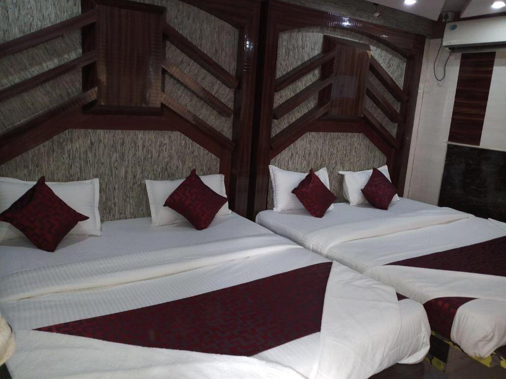 Hotel Raj Empire 3*