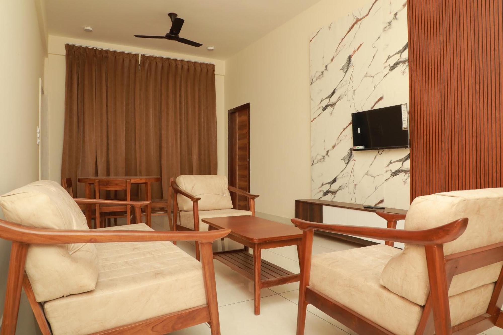 Nilgiri Woodlands Luxury Service * Mysore