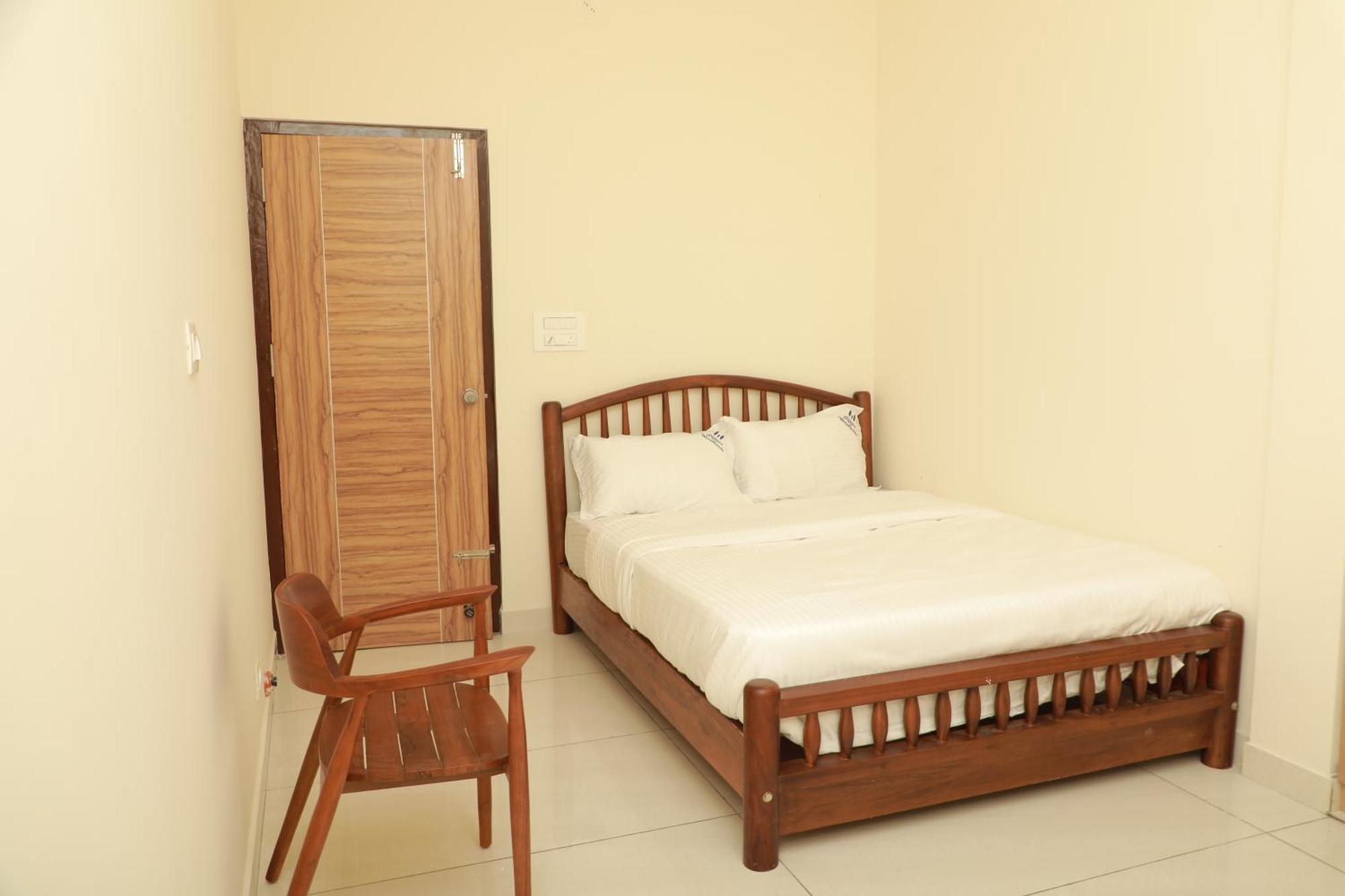 Nilgiri Woodlands Luxury Service Mysore