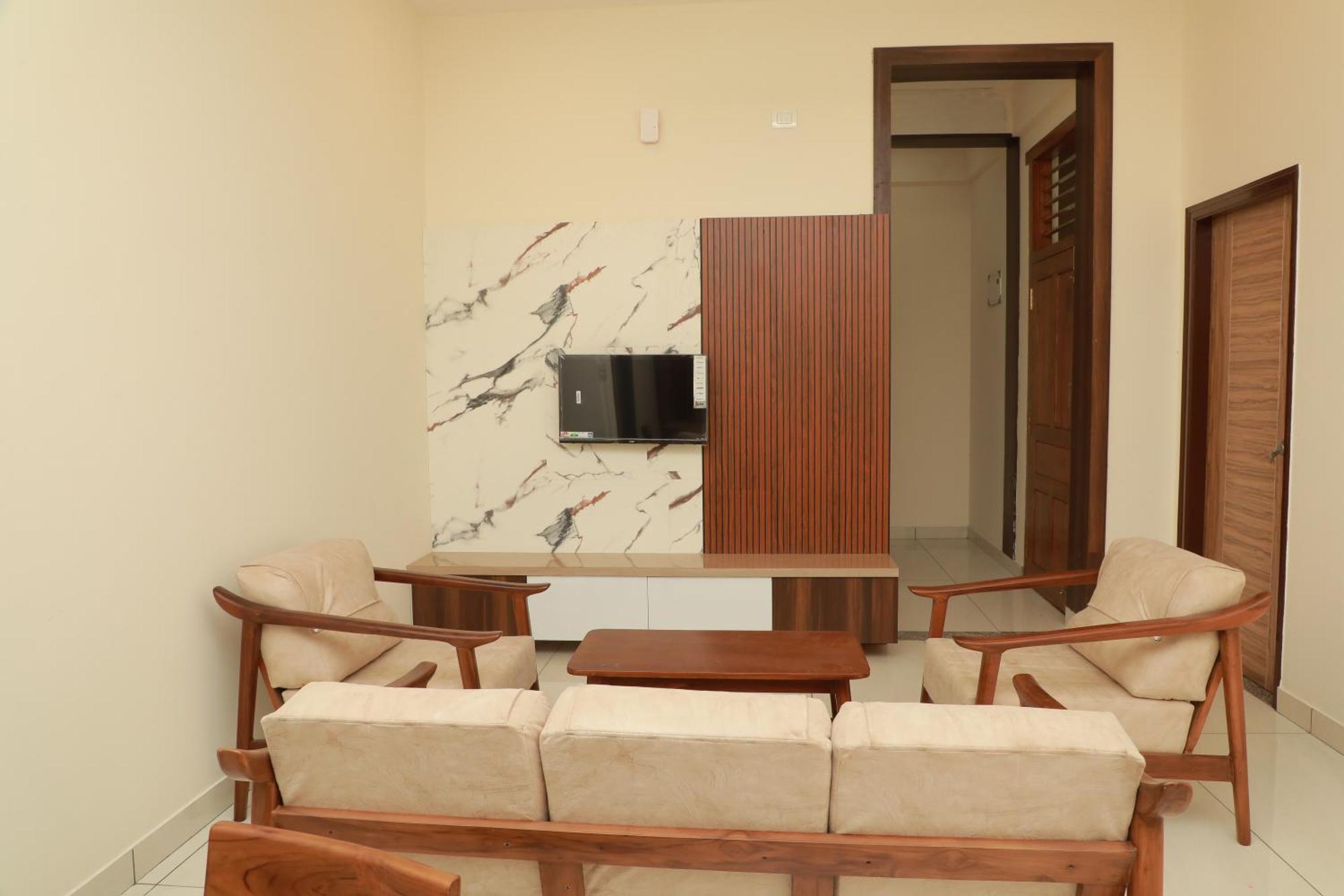Apartment Nilgiri Woodlands Luxury Service *