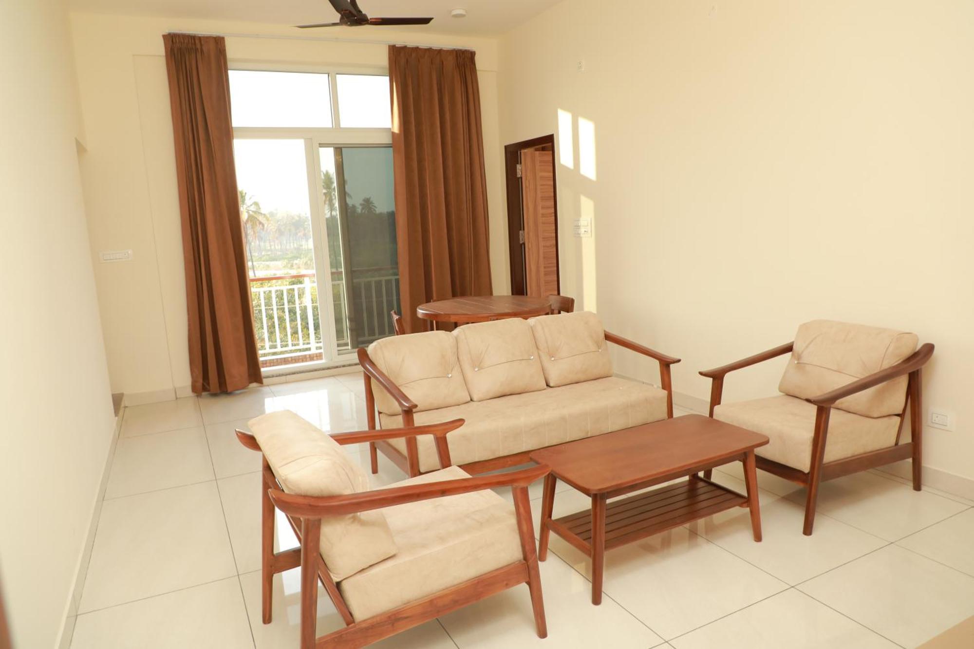 Nilgiri Woodlands Luxury Service