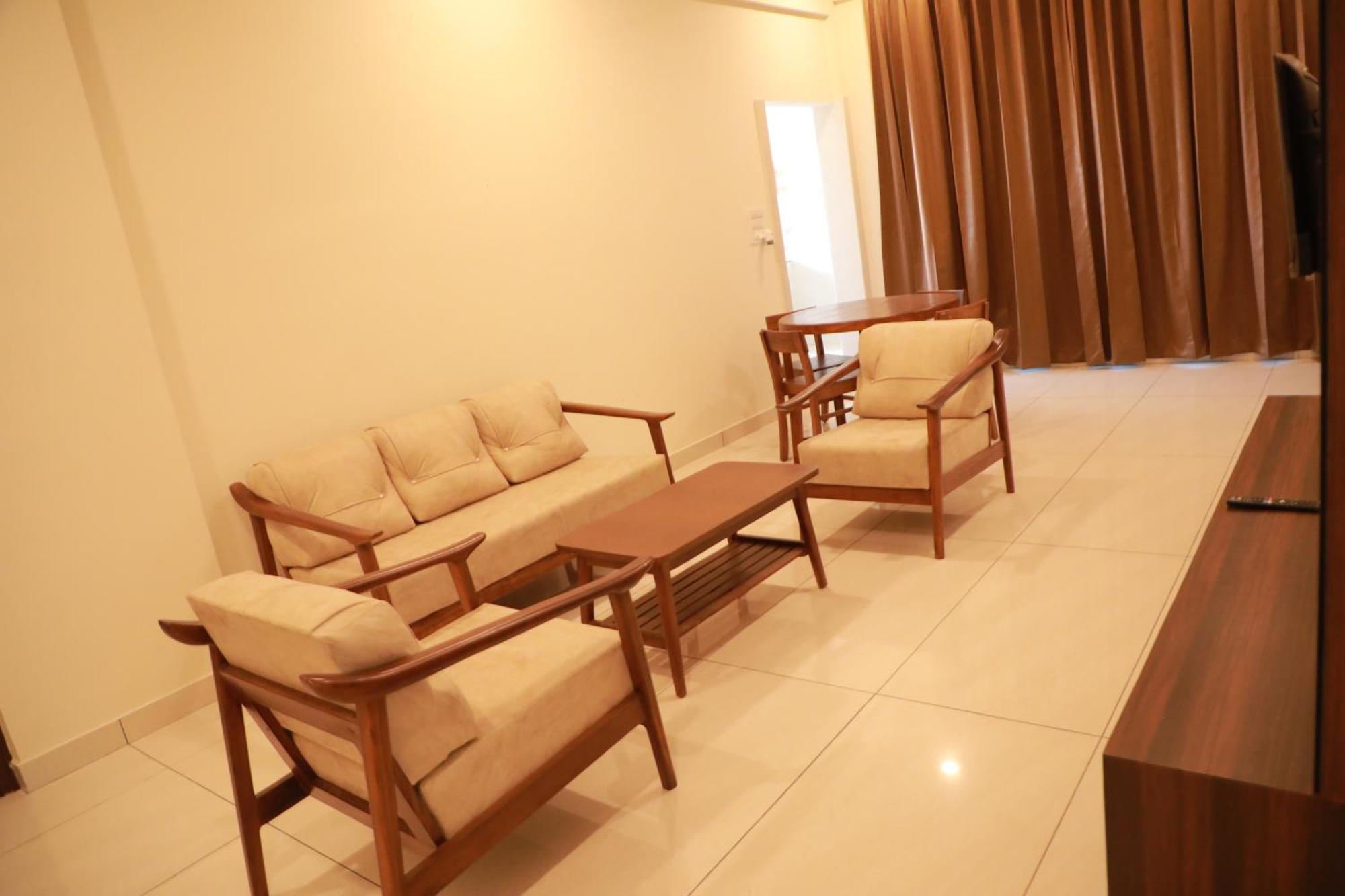 Nilgiri Woodlands Luxury Service Apartment Mysore