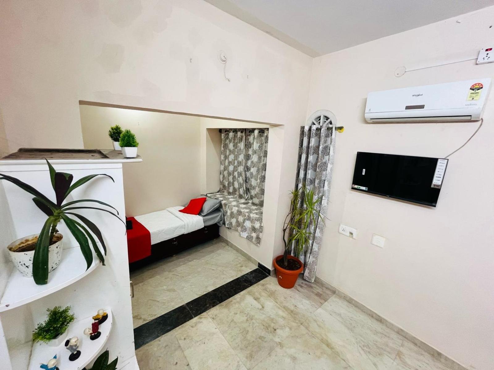 Adh Hazel Wood Hotel Mysore