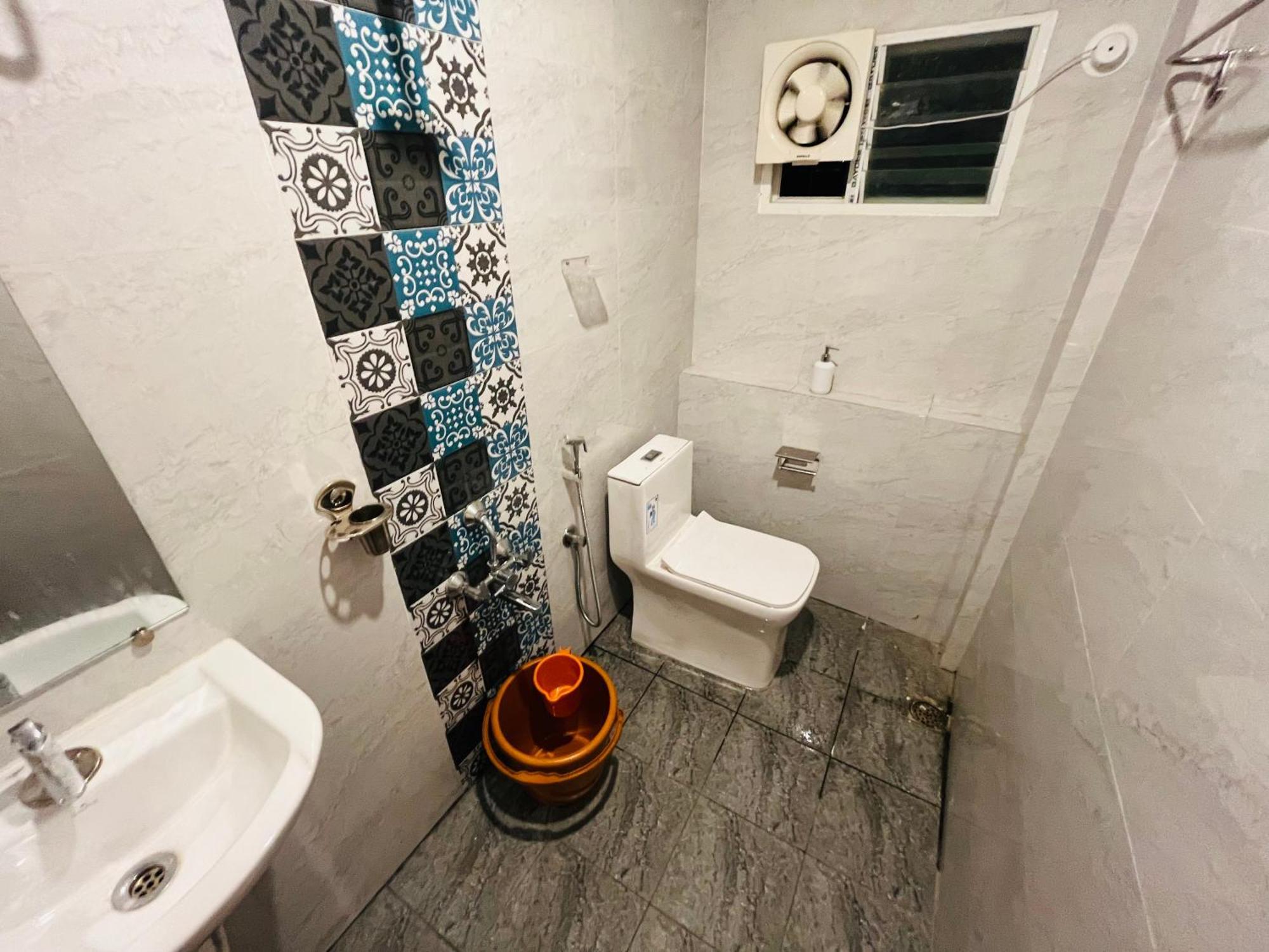 Hotel Adh Hazel Wood Mysore