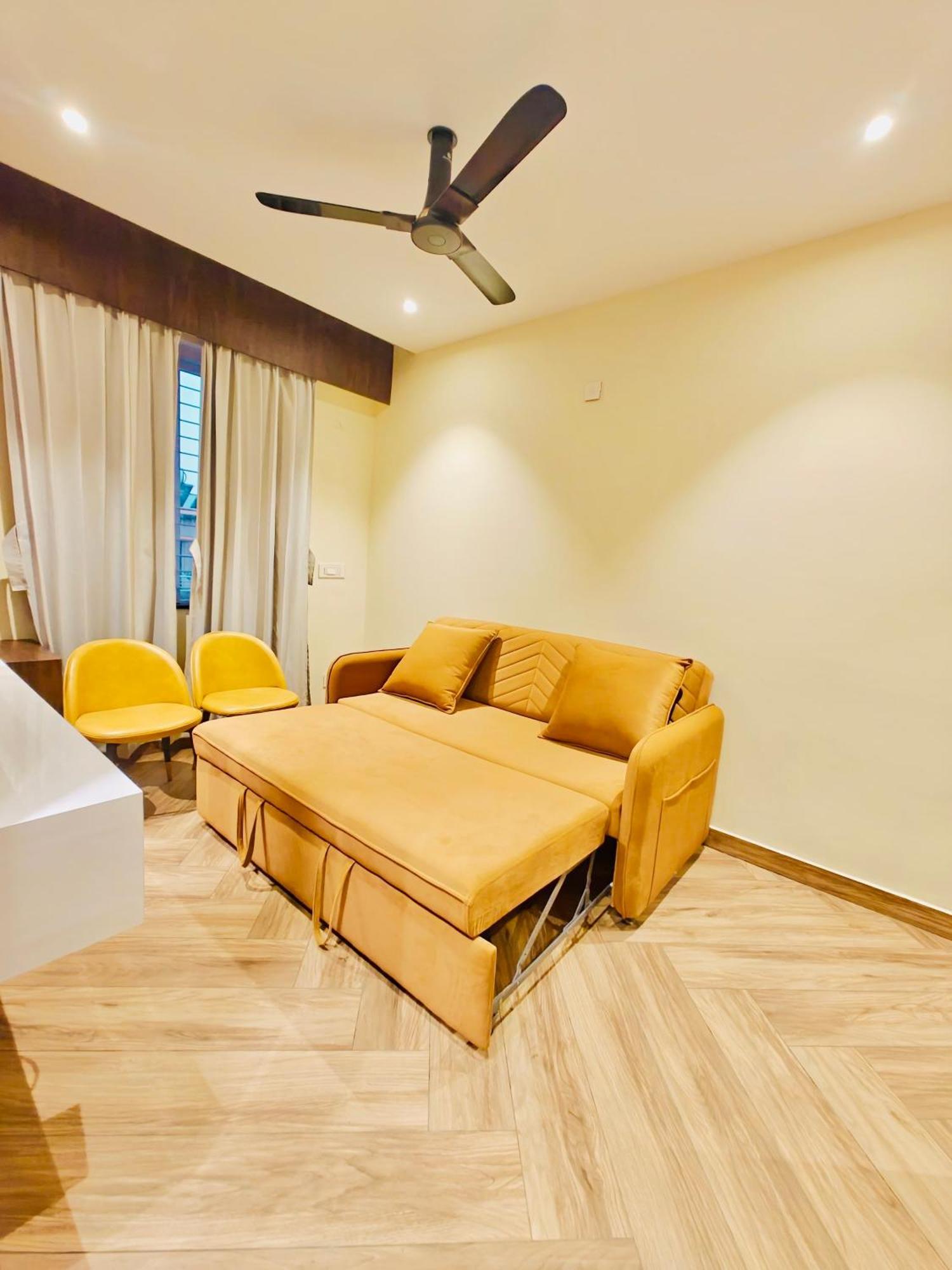 S K Legacy Hotel 3*