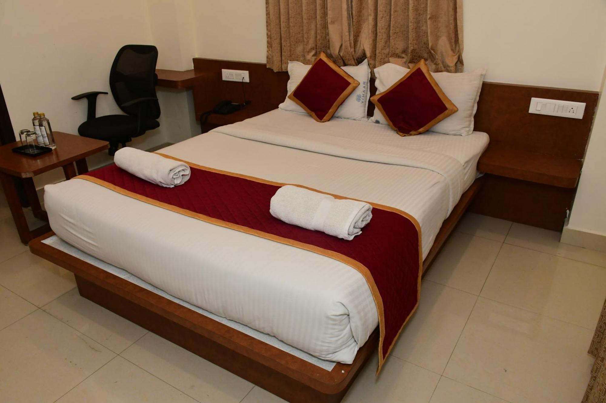 Sai Vihaar & Hotel