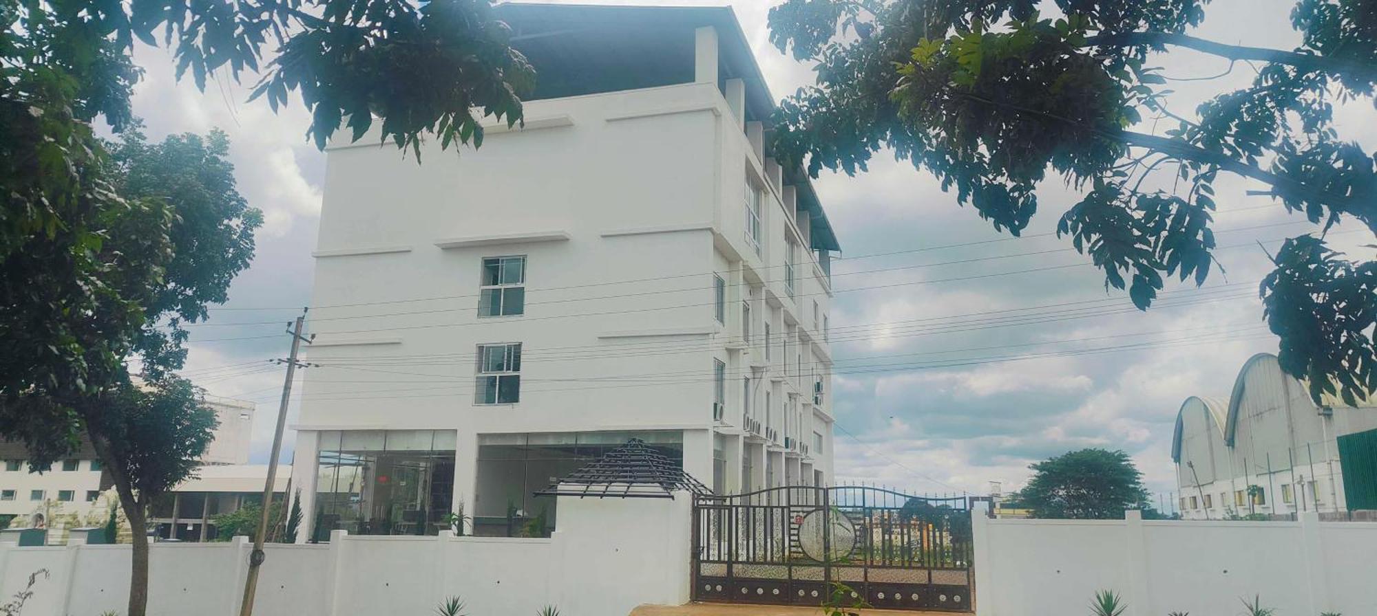 Townhouse Oaks Kalidasa Road Hotel Mysore