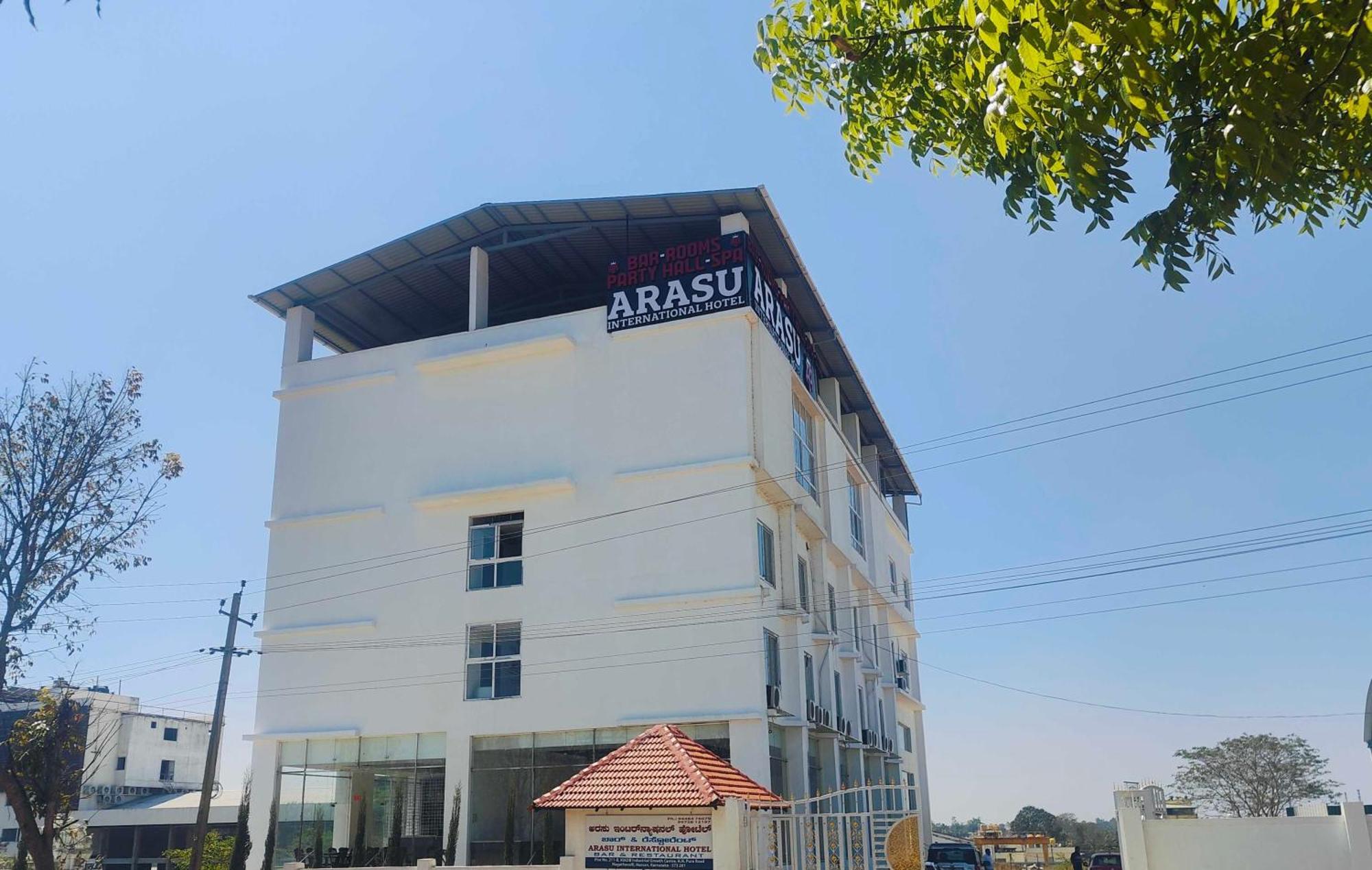 Townhouse Oaks Kalidasa Road
