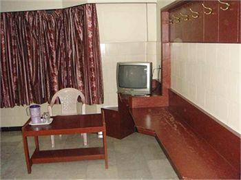 Mannars Yatri Nivas Hotel