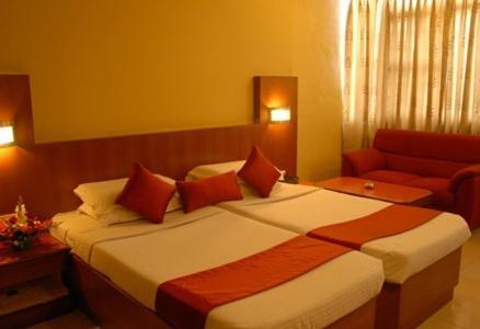 Maurya Palace 2*