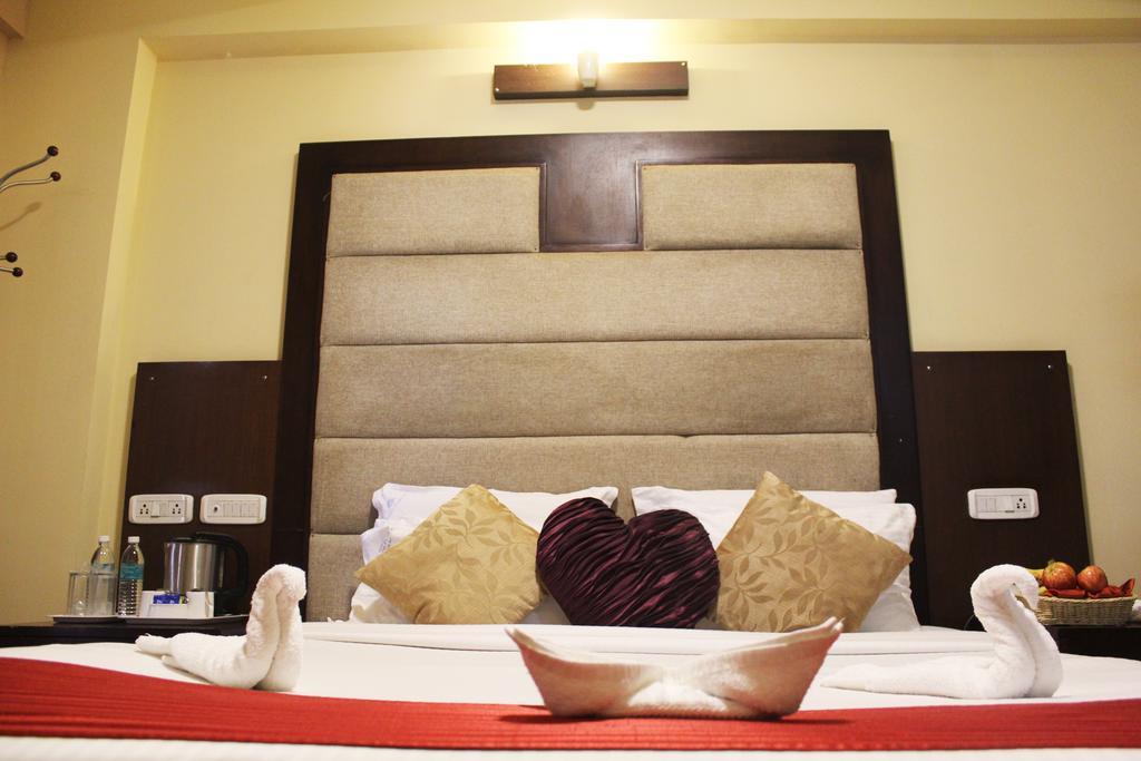 Crystal Paark 3* Mysore