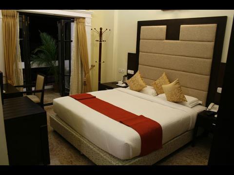 Crystal Paark Hotel 3*
