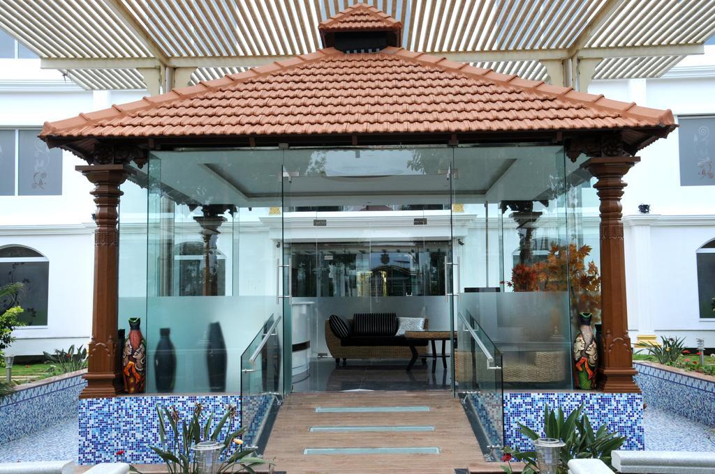 Resort Jal Mahal And 4*