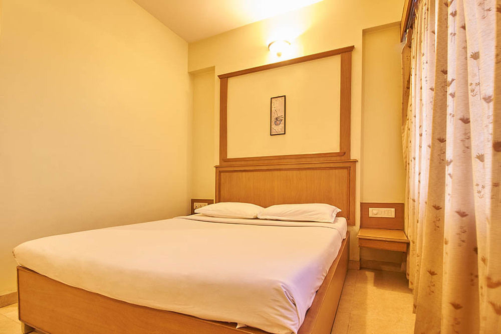 Roopa 3* Mysore
