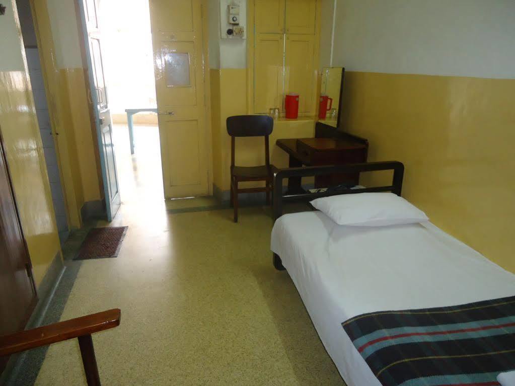 Dasaprakash Hotel