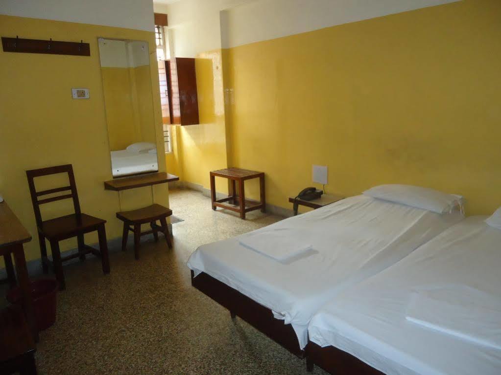 Dasaprakash Hotel
