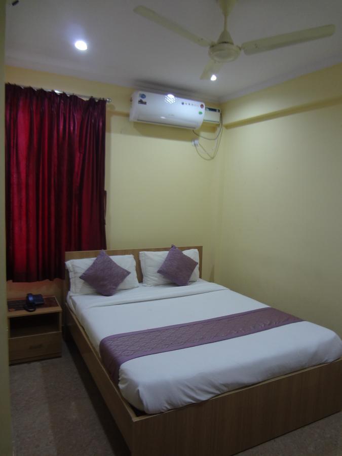 Sri Sai Comforts Hotel 2*