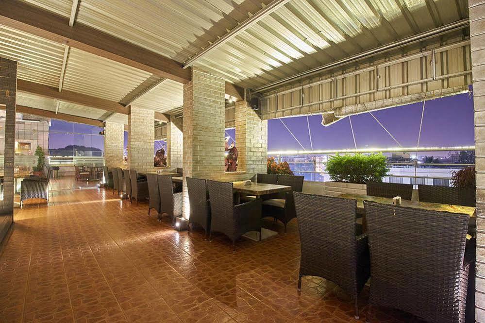 Roopa 3* Mysore