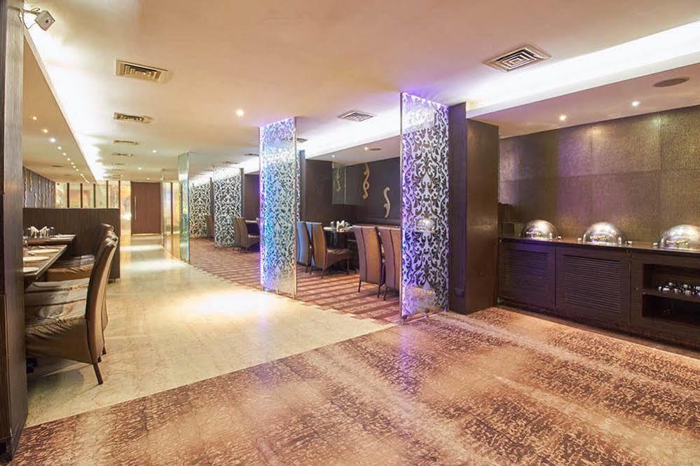 Hotel Roopa
