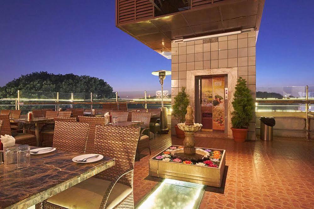 Hotel Roopa 3*