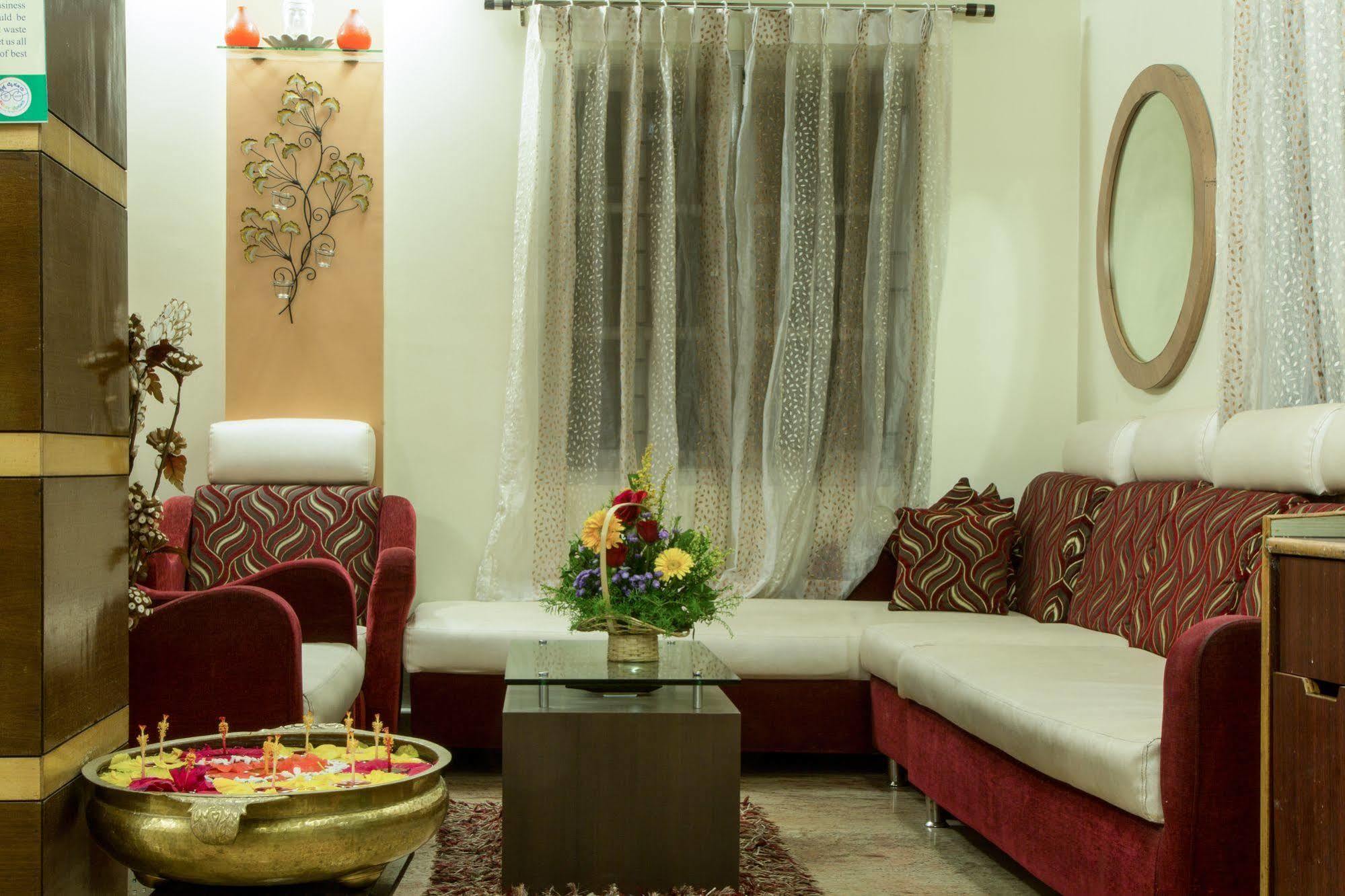 Hotel Aishwarya Residency