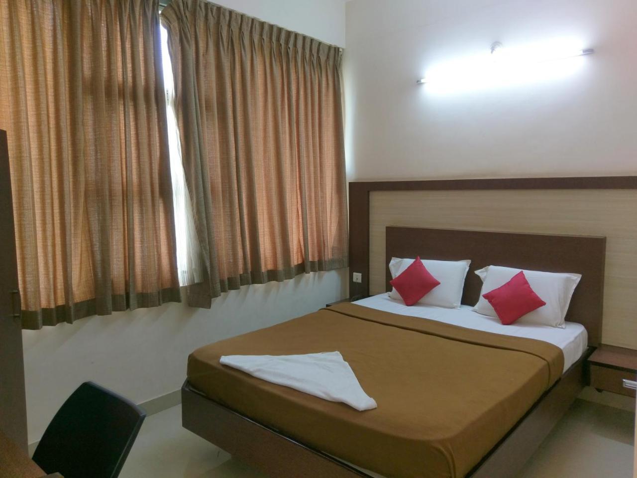 Banyan Tree Comforts