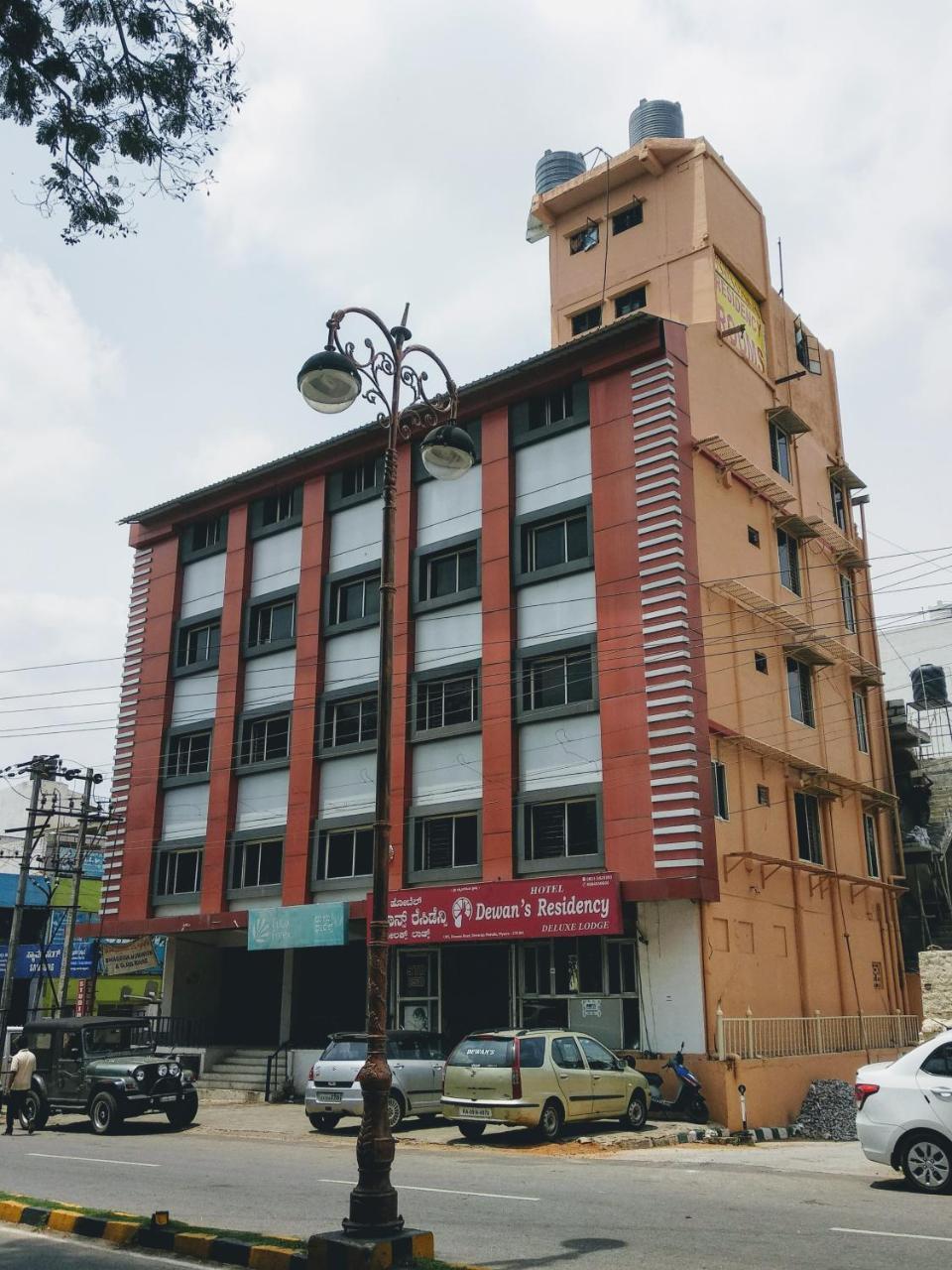 Hotel Dewans Residency
